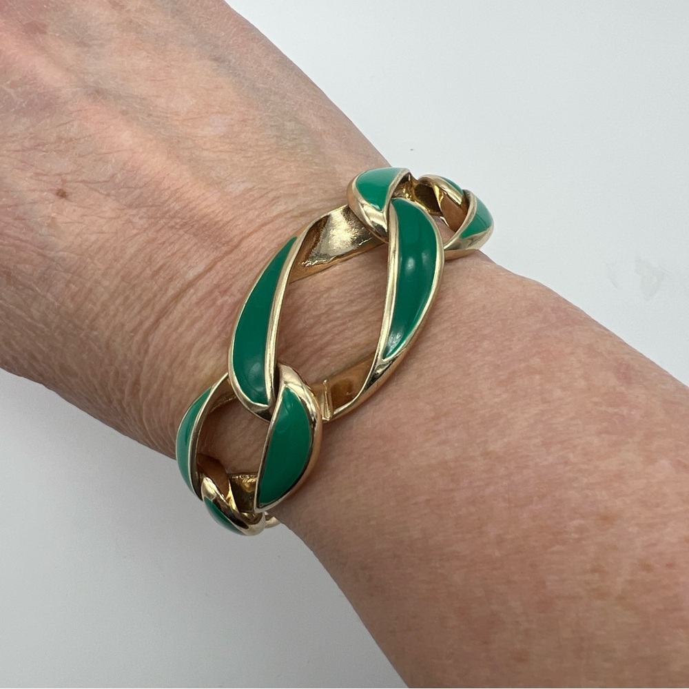 VTG Gold Chain-Link Bracelet with Green Enamel Inlay